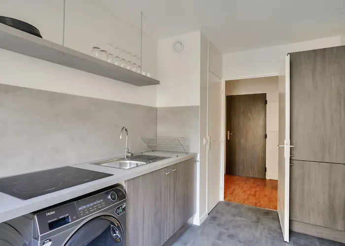 New & Cozy T2 With Balcony - 18 Montmartre *