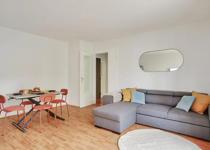 New & Cozy T2 With Balcony - 18 Montmartre *