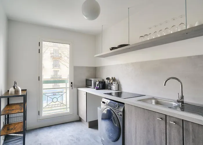New & Cozy T2 With Balcony - 18 Montmartre *